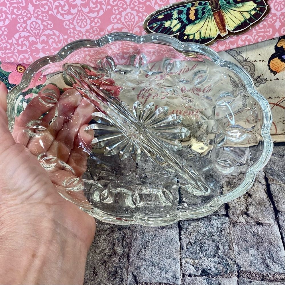 Vintage Divided Relish Dish Ellegant Serving Ware Wavy Edge Starburst Pattern